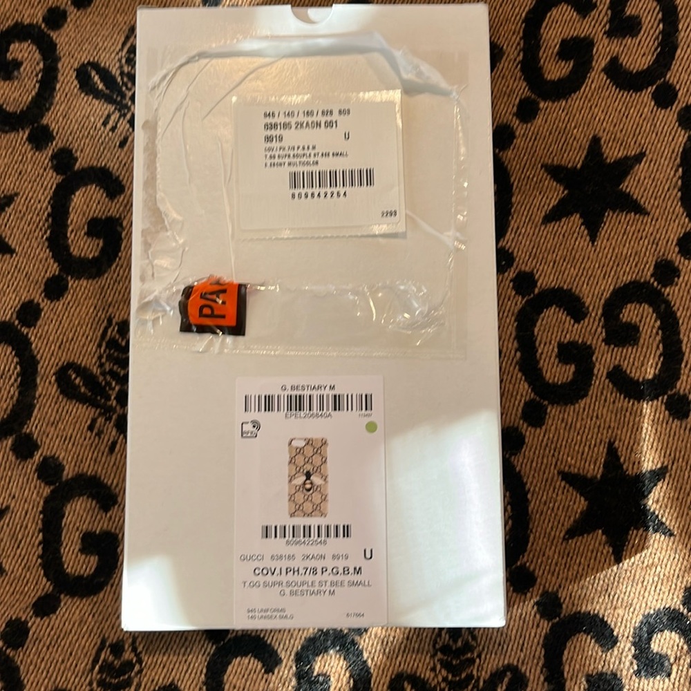 Gucci phone case - Picture 5 of 9